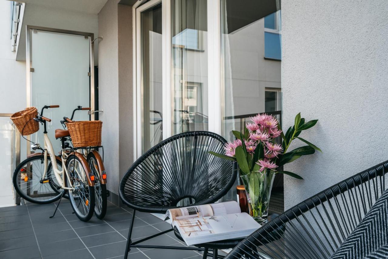Garden Apartments - Loftaffair Krakow Bagian luar foto