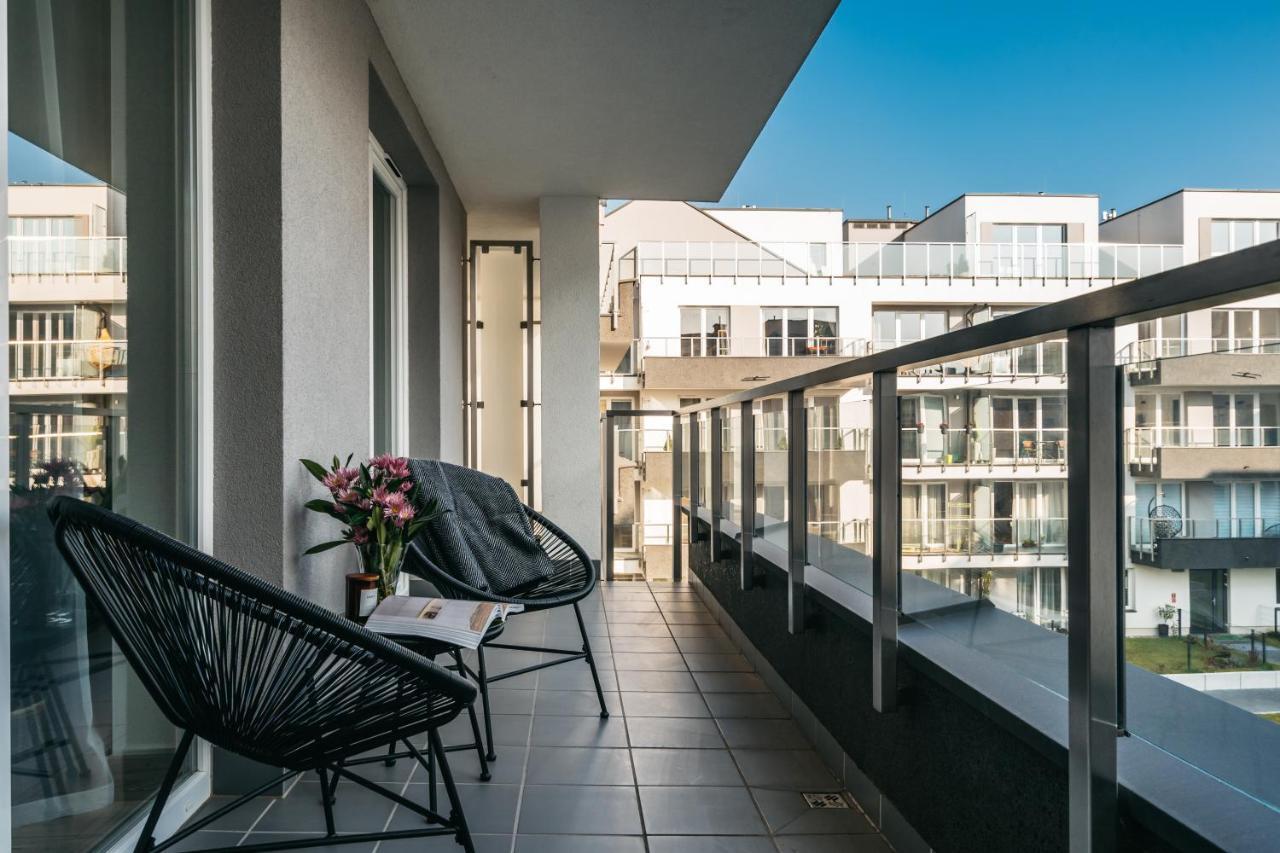 Garden Apartments - Loftaffair Krakow Bagian luar foto